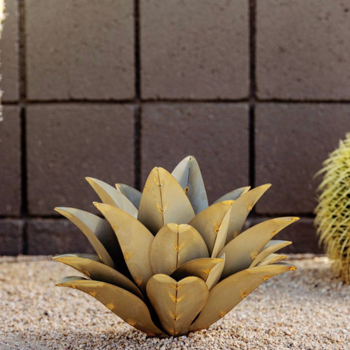 Desert Steel Agave Plant Sculpture