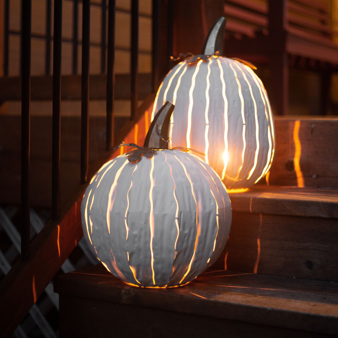 White Metal Pumpkin Luminary Set