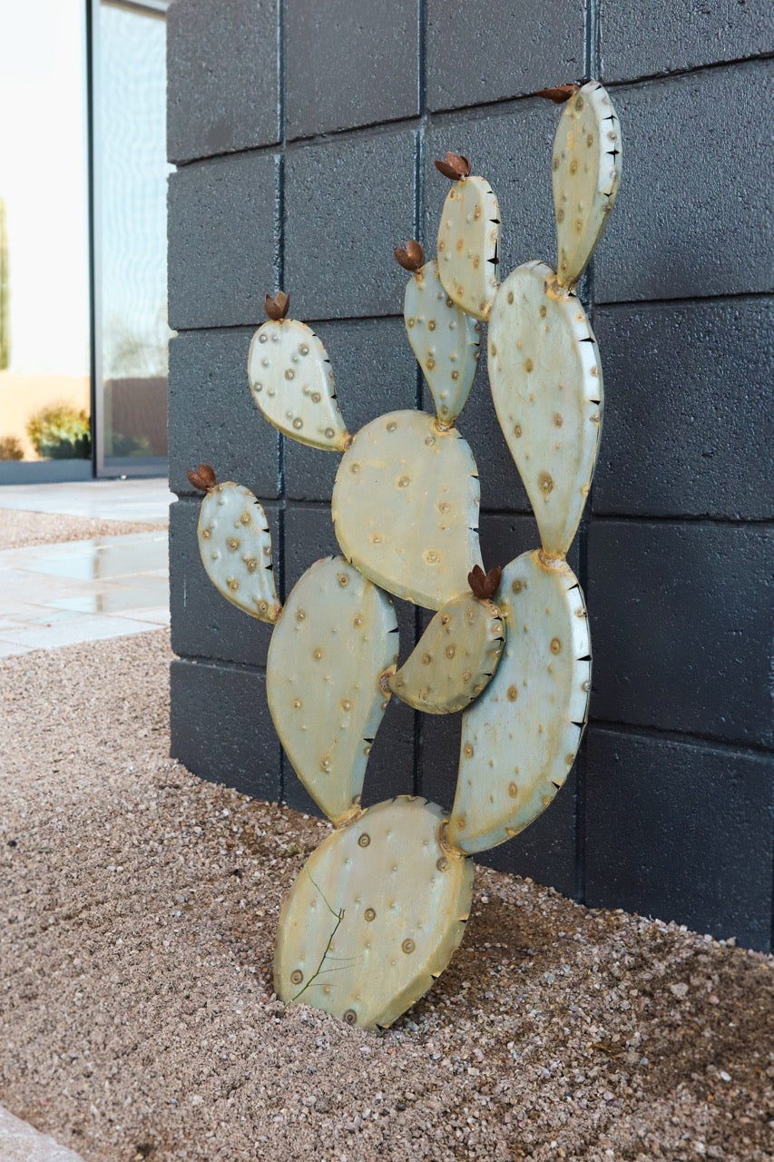 Metal Prickly Pear Cactus | Landscape Yard Art