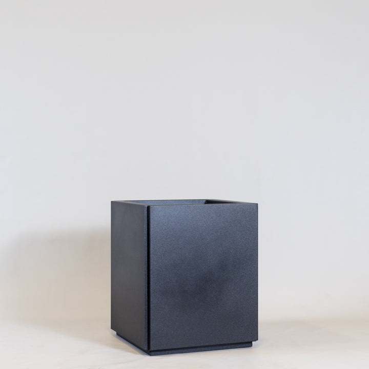 Steel Planter | LG